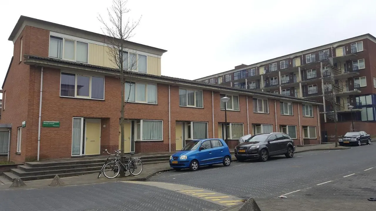 Bed & Breakfast Quiet Spacious Room Amsterdam